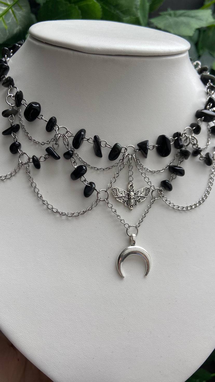 Náhrdelník s onyxem, měsícem a smrtihlavem 🖤🌙