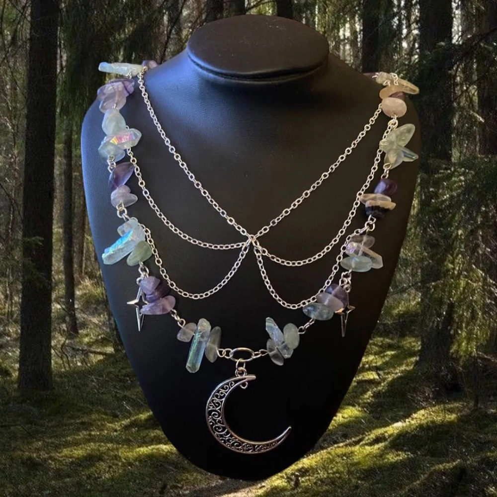 Náhrdelník z fluoritu s měsícem